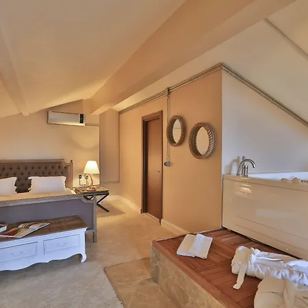 Malta Bosphorus Hotel 3*