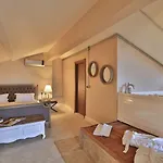 Malta Bosphorus فندق 3*