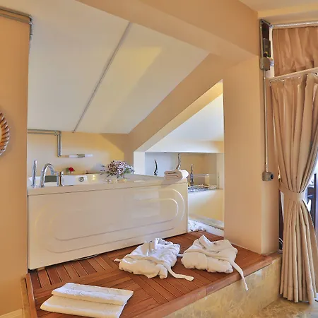 Malta Bosphorus Отель