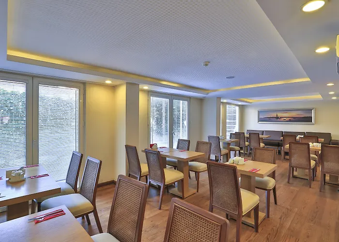 Malta Bosphorus Hotel 3*